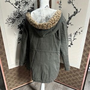 Green comfy casual coat